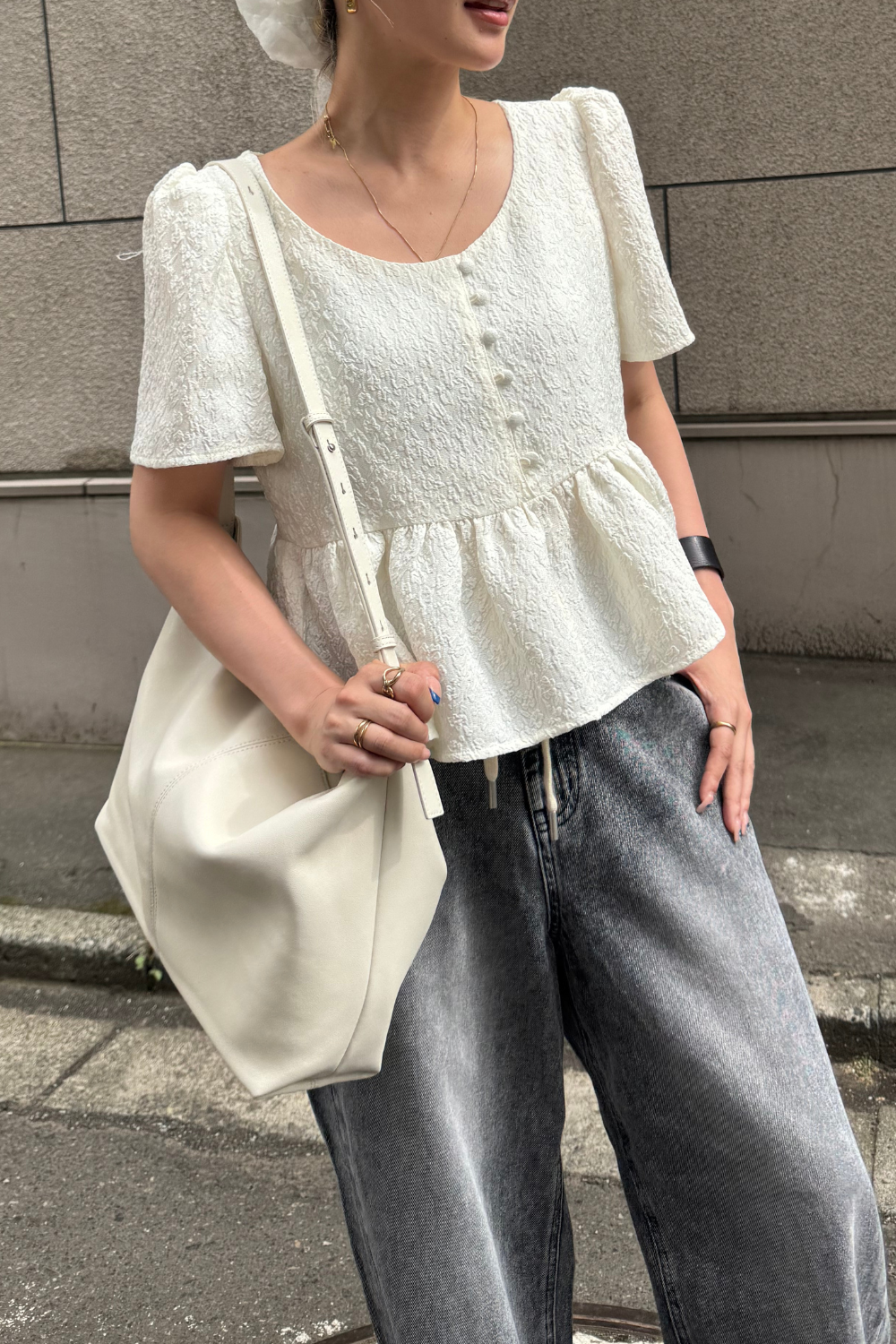 【Ivory】Flower jacquard Peplum Tops
